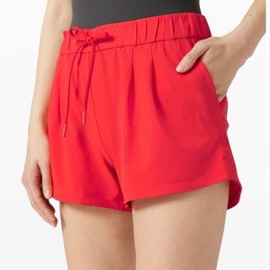 Lululemon Stroll at Sundown Short 3"
Carnation Red